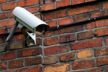 caméra de surveillance et voisinage